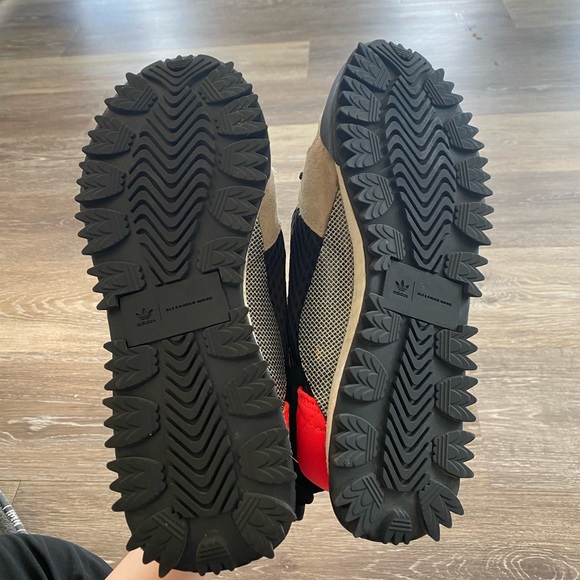 adidas X AW  Run Alexander Wang Solar Red - Picture 5 of 8